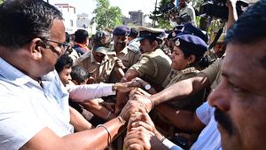 ಹುಬ್ಬಳ್ಳಿ ಮಹಿಳೆ ವಿವಸ್ತ್ರ ಪ್ರಕರಣ: ಮಹತ್ವದ ನಿರ್ಧಾರ ತೆಗೆದುಕೊಂಡ ರಾಜ್ಯ ಸರ್ಕಾರ