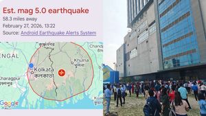 Kolkata Earthquake: ಕೋಲ್ಕತ್ತಾದಲ್ಲಿ ಭೂಕಂಪನ: ಕಚೇರಿ, ಶಾಲೆಗಳಿಂದ ಹೊರಗೆ ಓಡಿಬಂದ ಜನ