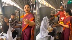 Viral Video: ಪ್ರೇಯಸಿ ಜೊತೆ ಸಿಕ್ಕಿಬಿದ್ದ ಮಗ; ಮೆಟ್ರೋ ನಿಲ್ದಾಣದಲ್ಲೇ ಎಂಗೇಜ್‌ಮೆಂಟ್‌ ಮಾಡಿಸಿದ ಪೋಷಕರು