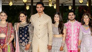 ಸಚಿನ್ ಪುತ್ರ ಅರ್ಜುನ್ ತೆಂಡೂಲ್ಕರ್-ಸಾನಿಯಾ ಚಾಂದೋಕ್ ಅದ್ಧೂರಿ ವಿವಾಹ