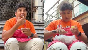 ಬೆಂಗಳೂರಿನ ಪಾನಿಪುರಿ ವ್ಯಾಪಾರಿಯ ತಿಂಗಳ ಸಂಪಾದನೆ ಫುಲ್‌ Viral: ದಿನಕ್ಕೆ 3 ಸಾವಿರ ರೂ. ಗಳಿಕೆ 