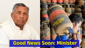 Cylinder Shortage: ರಾಜ್ಯದಲ್ಲಿ ಅನಿಲ ಪೂರೈಕೆ ಸಮಸ್ಯೆಗೆ ಮುಕ್ತಿ? ಸಚಿವ ಮುನಿಯಪ್ಪ ಮಹತ್ವ ಮಾಹಿತಿ  