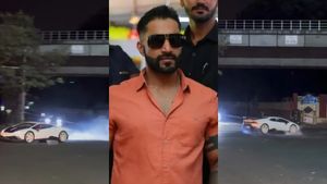 Bengaluru: ಲಂಬೋರ್ಗಿನಿ ಪ್ರಕರಣ; ಕಾರೇ ರಿಜಿಸ್ಟರ್ ಆಗಿಲ್ಲ ಎಂದ RTO, ಸ್ಟಂಟ್ ಅಲ್ಲ ಬ್ರೇಕ್ ಸ್ಕಿಡ್ ಎಂದ ರಿಕ್ಕಿ ರೈ