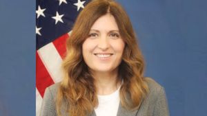 ಚೆನ್ನೈನ ಯುಎಸ್ ಕಾನ್ಸಲ್ ಜನರಲ್ ಆಗಿ ಮರಿಯಾನಾ ಎಲ್ ನೈಶುಲರ್‌ ಅಧಿಕಾರ ಸ್ವೀಕಾರ 