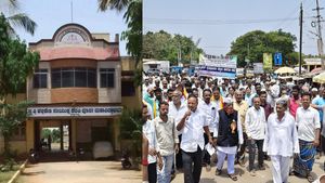 Haveri: ಹೊಸರಿತ್ತಿ NES ಶಾಲೆಯ ಭೂ ಕಬಳಿಕೆದಾರರಿಗೆ ಕಾನೂನು ಎಚ್ಚರಿಕೆ ಕೊಟ್ಟ ಗ್ರಾಮಸ್ಥರು, ಆಗಿದ್ದೇನು? ಡಿಟೇಲ್ಸ್