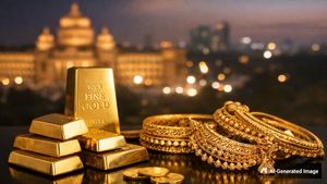 Gold Price: ಮತ್ತೆ ಏರಿಕೆ ಕಂಡ ಬಂಗಾರದ ಬೆಲೆ; ಇಂದಿನ ನಿಖರ ಚಿನ್ನ, ಬೆಳ್ಳಿ ದರ ಪಟ್ಟಿ ಇಲ್ಲಿದೆ