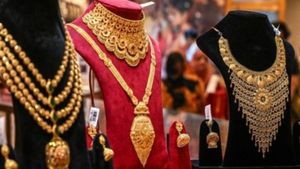 Gold, Silver Price: ಬಂಗಾರ, ಬೆಳ್ಳಿ ಬೆಲೆ ಎಷ್ಟಿದೆ? ಇಲ್ಲಿದೆ ಜೂನ್ 21ರ ಚಿನ್ನದ ದರಪಟ್ಟಿ