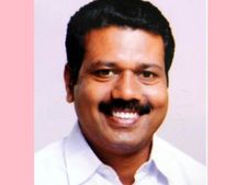 വികസനത്തിന്റെ ഫണ്ടും കൊണ്ട് മേയര്‍ ലണ്ടനില്‍