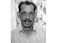 മലപ്പുറം: മാങ്ങ പറിക്കുന്നതിനിടെ വൈദ്യുതി  49കാരന്‍ ഷോക്കേറ്റ് മരിച്ചു, തോട്ടി വൈദ്യൂതി ലൈനില്‍!
