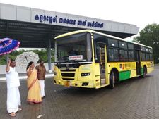 കാത്തിരിപ്പുകൾക്കൊടുവിൽ കളമശേരി ബസ് ടെർമിനലിൽ ബസ് എത്തി, ആറ് മാസത്തെ കാത്തിരിപ്പിന് ശേഷം!
