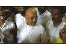  കൊരട്ടി പള്ളി തര്‍ക്കം: മാര്‍പാപ്പയുടെ ഉപദേശം തേടുമെന്ന് മാര്‍ ജേക്കബ്‌ മനത്തോടത്ത്‌