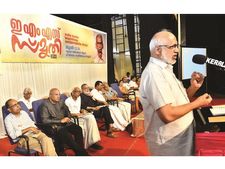  മുതലാളിത്ത ലക്ഷ്യം ലാഭം  വാരിക്കൂട്ടലെന്ന് എംഎ ബേബി, 