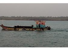 ഓ​ഖി; മ​ത്സ്യ മേ​ഖ​ല​യ്ക്ക് 821 കോ​ടി​യു​ടെ ന​ഷ്ടം