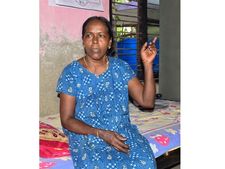  കുമ്പളങ്ങിയില്‍ വയോധികന്‍ മരിച്ച സംഭവം; ചിലർ ഭീഷണിപ്പെടുത്തിയെന്ന് ഭാര്യ, മരണത്തിൽ ദുരൂഹതയേറുന്നു