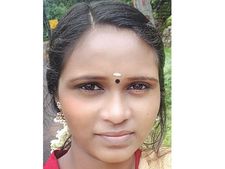 തൃശ്ശൂർ പുഴയ്ക്കലില്‍ ബസിടിച്ചു സ്‌കൂട്ടര്‍  യാത്രക്കാരിയായ വിദ്യാര്‍ഥിനി മരിച്ചു