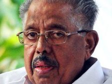 ഇടതു സര്‍ക്കാരുകള്‍ എപ്പോഴും തൊഴിലാളി വിരുദ്ധര്‍, എൽഡിഎഫിനെതിരെ രൂക്ഷ വിമർശനവുമായി ആര്യാടന്‍