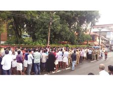 ചേലക്കര പള്ളി തര്‍ക്കം: ഓര്‍ത്തഡോക്‌സ് വിഭാഗത്തിന്  പള്ളിയില്‍ കയറാനായില്ല