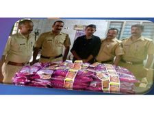 പാലക്കാട്  ഹാന്‍സ് വേട്ട: മൊബൈൽ മോഷ്ടാവും പിടിയിൽ, പരിശോധന രഹസ്യ വിവരത്തിന്റെ അടിസ്ഥാനത്തില്‍!!
