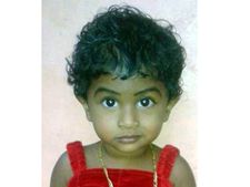 മലപ്പുറത്ത് ഓട്ടോറിക്ഷയും കാറും കൂട്ടിയിടിച്ച് രണ്ടര വയസുകാരി മരിച്ചു 