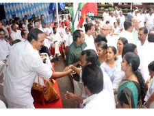 കരിപ്പൂർ വിമാനത്താവളത്തോട് അവഗണന തുടര്‍ന്നാല്‍ കേന്ദ്രത്തിനെതിരെ സമരം ശക്തമാക്കും: ചെന്നിത്തല 