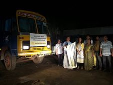 ആലപ്പുഴയ്ക്കും കോട്ടയത്തിനും കോഴിക്കോടിന്റെ സഹായം; ഒഴുകിയത് കോഴിക്കോടിന്റെ സ്‌നേഹവായ്പ്!