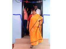 മത്സ്യത്തിന് ന്യായവില നല്‍കി തൊഴിലാളികളെ കടക്കെണിയില്‍ നിന്ന് രക്ഷിക്കും: മേഴ്‌സിക്കുട്ടിയമ്മ