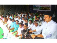   കരിപ്പൂരിനോടുള്ള കേന്ദ്രത്തിന്റെ ശത്രുത മനോഭാവം അവസാനിപ്പിക്കണം: മുനവ്വറലി തങ്ങള്‍