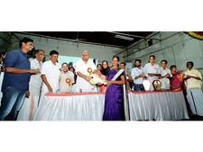 ലൈഫ്മിഷന്‍ പദ്ധതി നടത്തിപ്പില്‍ കല്‍പ്പറ്റ ബ്ലോക്ക് പഞ്ചായത്ത് സംസ്ഥാനത്ത് ഒന്നാമത്; അഭിനന്ദനവുമായി മന്ത്രി എ സി മൊയ്തീന്‍
