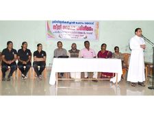 അതിക്രമങ്ങള്‍ തടയാന്‍ നിയമബോധവത്ക്കരണവും, കായികപരിശീലനവും: സ്ത്രീ സുരക്ഷ പരിശീലന പരിപാടി ശ്രദ്ധേയമായി