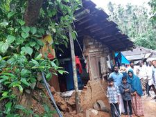 വയനാട്ടില്‍ ദുരന്തം വിതച്ച് വീണ്ടും കാലവര്‍ഷം കലിതുള്ളുന്നു; ജില്ലയില്‍ വീണ്ടും കനത്ത നാശനഷ്ടങ്ങള്‍