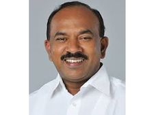 ആധാറില്ലെങ്കിലും റേഷന്‍ വിഹിതം തടയില്ലെന്ന് മന്ത്രി;  ഓണ്‍ലൈന്‍ അപേക്ഷ ബുധനാഴ്ച മുതല്‍ 