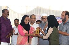  മുട്ടില്‍ ഓര്‍ഫനേജ് സ്‌കൂളില്‍ സ്‌കോളേഴ്‌സ് മീറ്റ് നടത്തി: ആദരവ് ഏറ്റുവാങ്ങിയത് 169 പ്രതിഭകള്‍