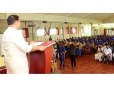 റോഡ് സുരക്ഷയ്ക്കും ട്രോമാകെയര്‍  വളണ്ടിയര്‍മാര്‍:  ഓരോ സ്‌റ്റേഷന്‍ അതിര്‍ത്തിയിലും അഞ്ച് പേര്‍ വീതം