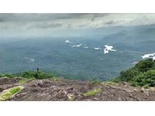വയലടയും കരിയാത്തന്‍പാറയുടെയും നമ്പികുളവും: സഞ്ചാരികളെ ആകര്‍ഷിച്ച് കോഴിക്കോടന്‍ ഗ്രാമങ്ങള്‍
