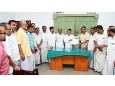 സിഎച്ച് സെന്ററുകള്‍ക്ക് ജിദ്ദ കെഎംസിസി 37 ലക്ഷം രൂപ കൈമാറി: പണം നിര്‍ധനരുടെ ചികിത്സയ്ക്ക്! 