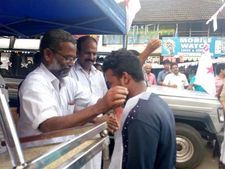 കാൽനട പ്രചരണ ജാഥകൾ നിർത്തി: ദുരിതാശ്വാസ ക്യംപിനിറങ്ങാൻ ഡിവൈഎഫ്ഐ