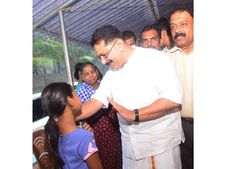  വെള്ളപ്പൊക്കത്തില്‍ നഷ്ടപ്പെട്ട രേഖകള്‍ തിരികെ നല്‍കാന്‍ പ്രത്രേക ക്യാമ്പ് നടത്തും: മന്ത്രി കെടി ജലീല്‍