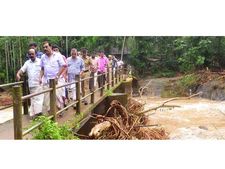 മലപ്പുറത്തെ ദുരിതാശ്വാസ ക്യാമ്പിലേക്ക് ഭക്ഷണവും വസ്ത്രവും നല്‍കി രാംകോ സിമന്റ്