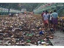 എറണാകുളത്ത് 22 പഞ്ചായത്തുകളെ റെഡ് സോണ്‍ ആയി പ്രഖ്യാപിച്ചു; മൂന്നു ദിവസത്തിനകം ശുചീകരണം