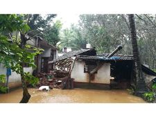  മഴക്കെടുതി നാശം വിതച്ചപ്പോള്‍ മലപ്പുറത്ത് ദുരിതാശ്വാസ ക്യാമ്പുകളില്‍  കഴിയുന്നത് 1743 പേര്‍