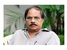 മലയാളത്തിന്റെ പ്രിയകഥാകാരന്‍ എംടിക്ക് 85ാം പിറന്നാള്‍: ആഘോഷങ്ങളില്ലാതെ സിതാര, വീട് നിറയെ അതിഥികള്‍!