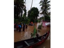 കൊച്ചിയിൽ മഴകുറഞ്ഞു; പ്രധാന റോഡുകൾ വെള്ളത്തിൽ, കെഎസ്ആര്‍ടിസി റോഡ് ഇപ്പോഴും അടച്ചിട്ടിരിക്കുകയാണ്