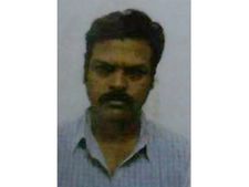 40 ലക്ഷം രൂപ നഷ്പരിഹാരം കിട്ടാൻ ആവശ്യപ്പെട്ടതു 40 %,  20  ലക്ഷം രൂപയ്ക്കു 30 %, ഇൻഷ്വറൻസ് കമ്പനിയിൽ നിന്നു നഷ്ടപരിഹാരം കിട്ടാൻ  നാലര ലക്ഷം രൂപ കോഴ;  ഇൻഷ്വറൻസ് സർവെയർ അറസ്റ്റിൽ
