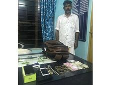 യാത്രക്കാരന്റെ 32പവന്റെ  സ്വര്‍ണ്ണാഭരണങ്ങള്‍ അടങ്ങിയ ബാഗ് മോഷ്ടിച്ച് മുങ്ങിയ ആള്‍ പിടിയില്‍!
