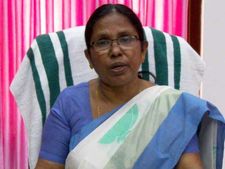 സംസ്ഥാനത്തെ പ്രളയക്കെടുതി;  325 കോടി കേന്ദ്ര ആരോഗ്യ മന്ത്രാലയത്തോട് ആവശ്യപ്പെട്ടെന്ന്  മന്ത്രി കെകെ ശൈലജ