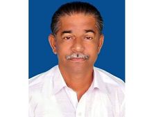 കോണ്‍ഗ്രസ് മുന്‍ പ്രസിഡന്റ്  ഇനി സിപിഎമ്മിന്റെ പഞ്ചായത്ത് പ്രസിഡന്റ്: സംഭവം മലപ്പുറത്ത്!! 