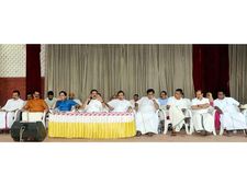 പ്രളയക്കെടുതി: ആനുകൂല്യം നേടിയവരുടെ പട്ടിക പ്രസിദ്ധീകരിക്കും, അനര്‍ഹര്‍ക്കെതിരെ കര്‍ശന നടപടി