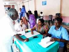 എലിപ്പനി; പ്രതിരോധ മരുന്നിനും മെഡിക്കല്‍ ക്യാമ്പിലും തിരക്കേറുന്നു