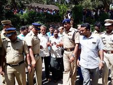 നവദമ്പതികളുടെ കൊലപാതകം: പ്രതിയെയും കൊണ്ട് തെളിവെടുപ്പ് നടത്തി, മാധ്യമപ്രവര്‍ത്തകന്റെ ഫേസ്ബുക്ക് പോസ്