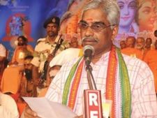 ശബരിമല -  കോടതി വിധി മാനിക്കുന്നു, ബോധവത്കരണം വേണം: ആര്‍എസ്എസ്